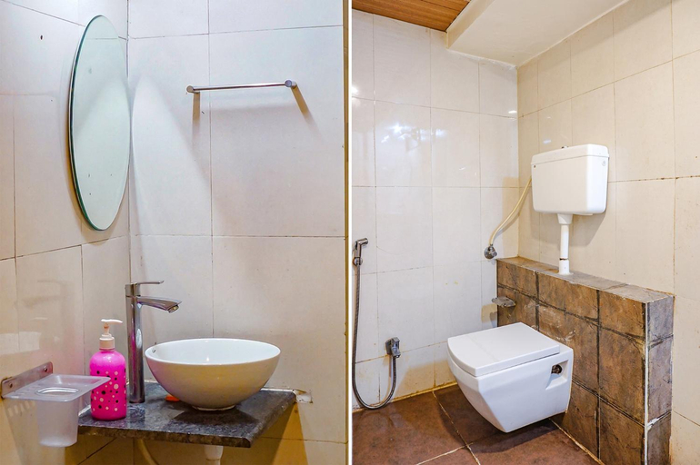 Bathroom 5, Fabexpress Gargi Executive, Pune