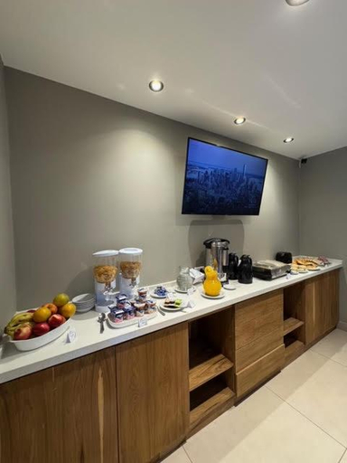 Food & Drinks 5, Casa Foresta, Capital