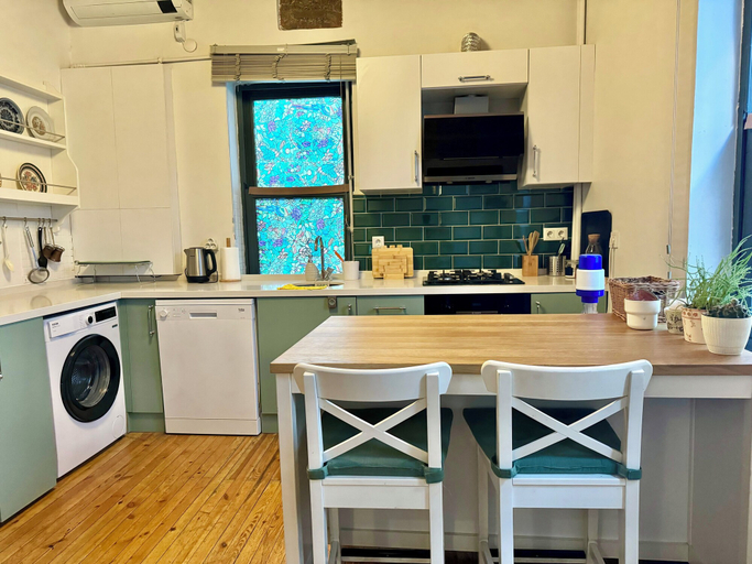 Private kitchen 5, The Wooden 17, Fatih