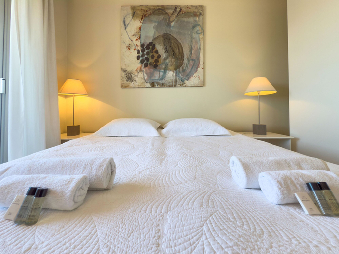 Room 2, L Artiste in Cannes With 3 Bedrooms and 3 Bathrooms, Alpes-Maritimes