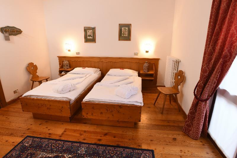 Bedroom 3, Valgranda Wellness & Spa Hotel, Belluno