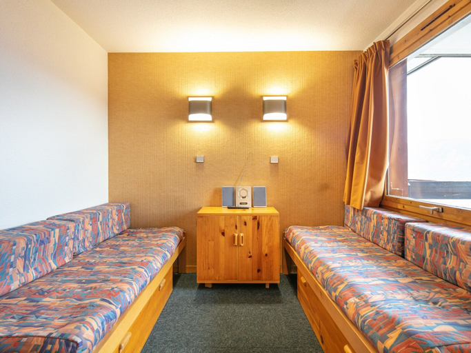Living room 5, Studio in Doucy at the Foot of Ski Slopes, Savoie