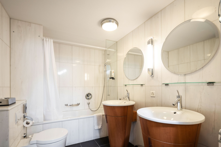 Bathroom 3, Hotel Seeburg Luzern, Luzern