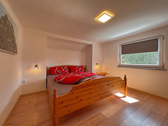 Room 2, Freistehendes Haus mit Ofen, Terrasse und Garten, Schwandorf