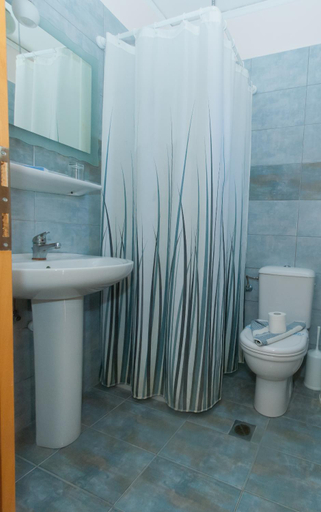 Bathroom 3, Hotel Tigaki's Star, South Aegean