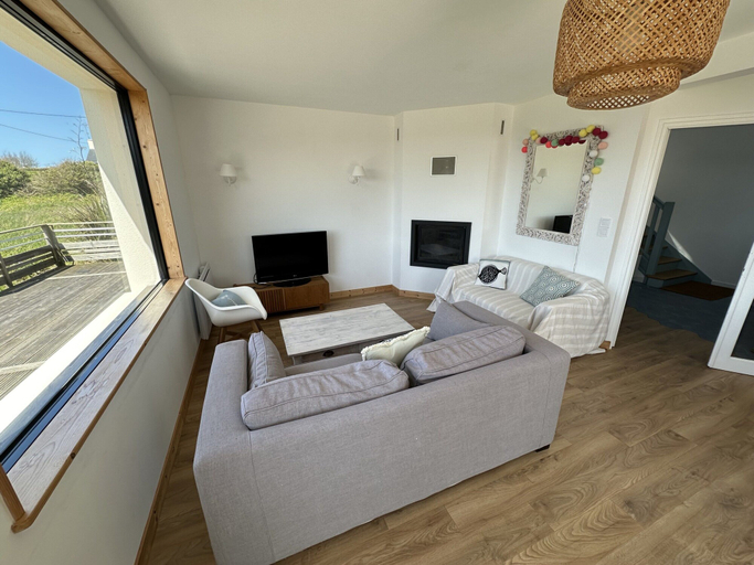 Living area 5, Charming House in Landeda With Sea View, Finistère