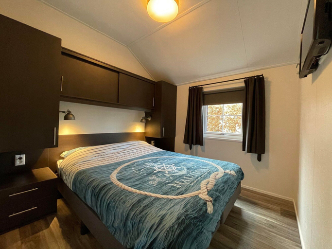 Room 2, Farmhouse-style Chalet in Sint Nicolaasga, Skarsterlân