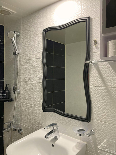 Bathroom 4, The Laziest Studio, Yeongdeungpo