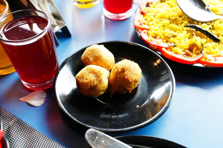 Food & Drinks 4, Manu Maharani Regency, Nainital
