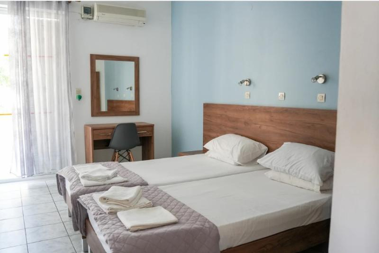 Bedroom 4, Peters Kool Pool Studios, South Aegean