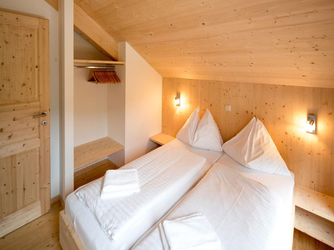Others 4, Attractive Chalet on the Slopes, Murau