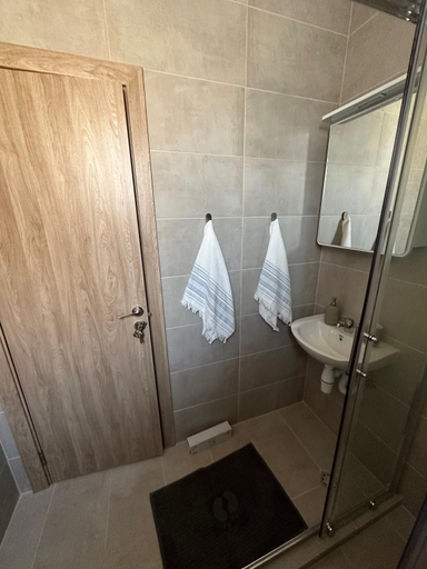 Bathroom 2, Cosy apartments with sea view in complex PANORAMA, Sozopol