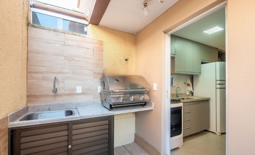 Private kitchen 3, Porto Smeralda Guarajuba Apt w/ Balcony - Psmc003, Camaçari