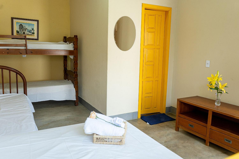Bedroom 2, Suites em pousada com piscina climatizada e cafe da manha - Cerrado 07, Pirenópolis