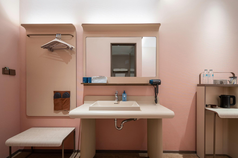 Bathroom 3, Hanting Hotel Qingdao High-tech Zone Convention Center, Qingdao