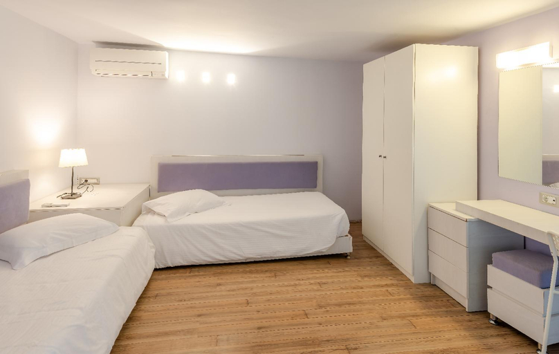 Bedroom 2, Triton Hotel, South Aegean