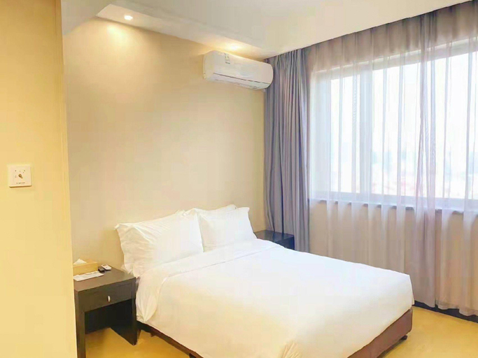 Bedroom 2, Starway Hotel Qingdao May Fourth Square Olympic Sailing, Qingdao