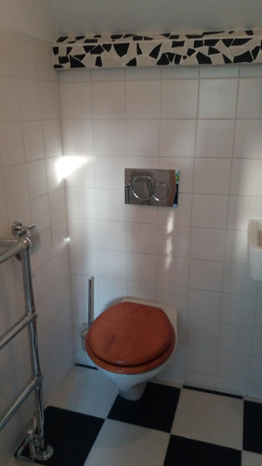 Bathroom 2, Waalzicht, Zaltbommel