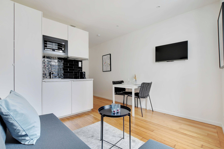 Living area 4, Studio Chic et Cosy -2p- Nanterre, Hauts-de-Seine