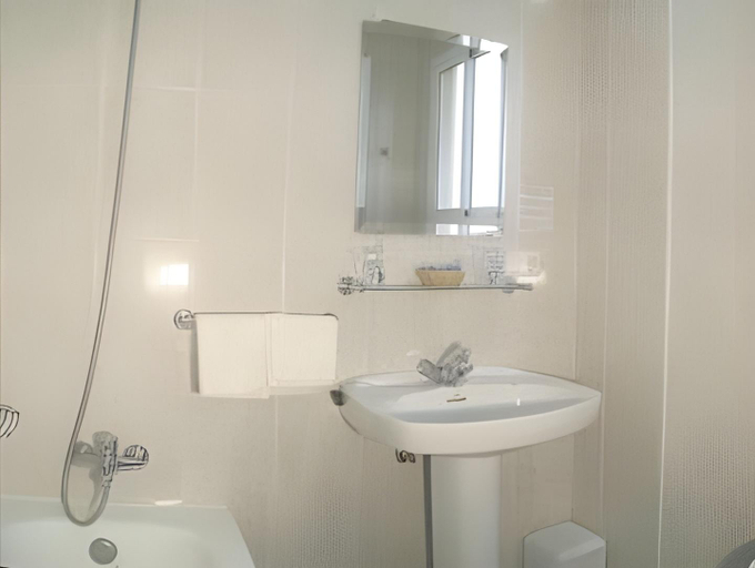 Bathroom 3, Hotel Sur Malaga, Málaga