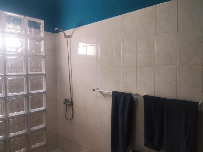 Bathroom 4, Ca' Francisca
