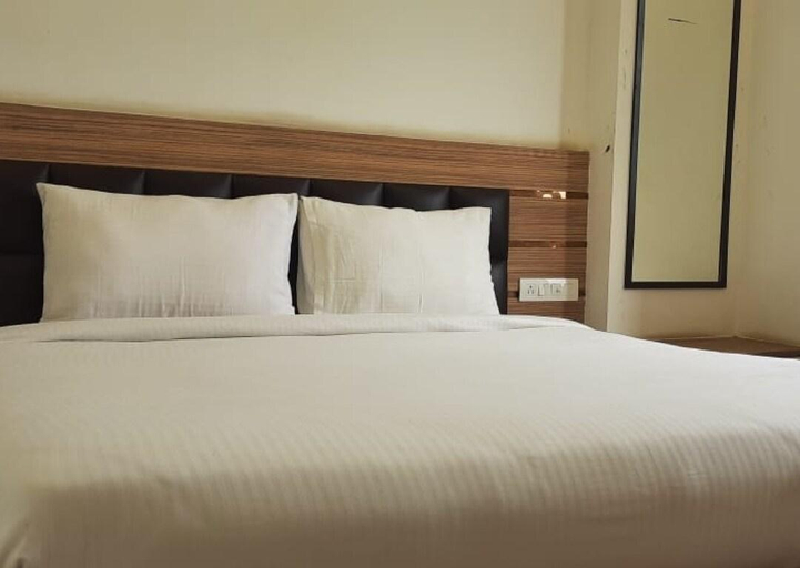 Bedroom 2, Hotel Hallmark, Alwar