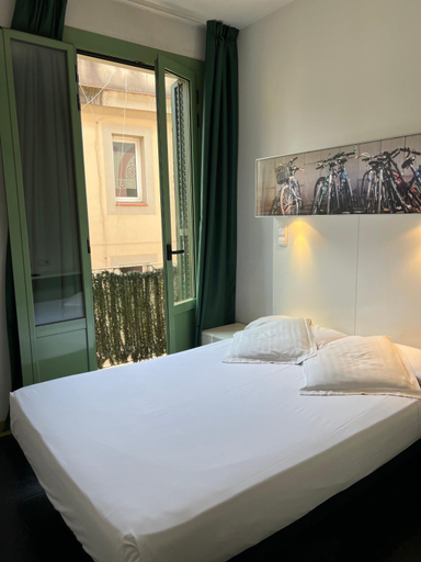 Others 5, hostalravalrooms, Barcelona