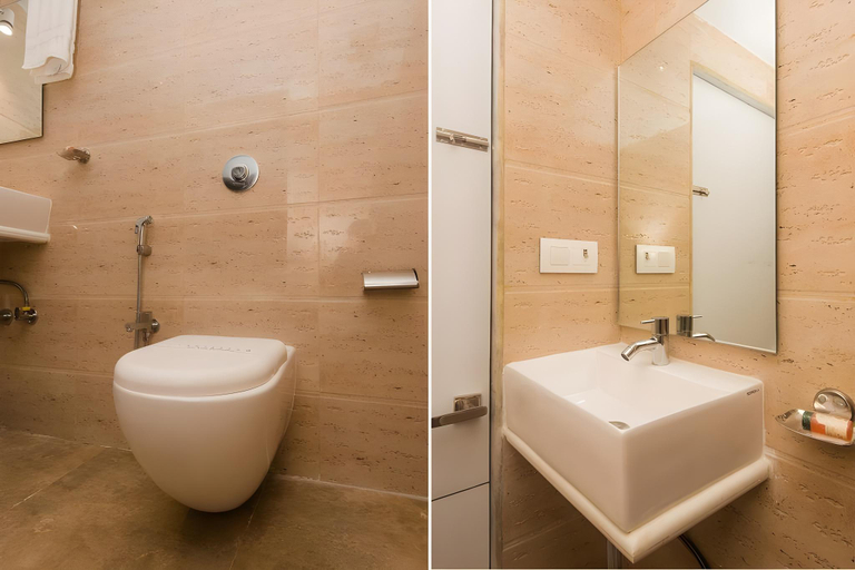 Bathroom 4, Hotel BKC Inn Near Trade Centre, Visa Consulate, Mumbai Suburban