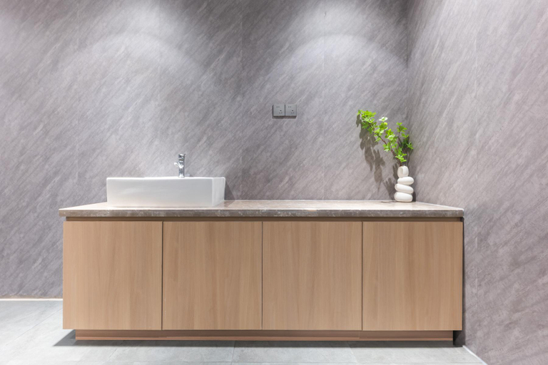 Bathroom 3, Home Inn Qingdao Development Zone Beer Plaza Golden Beach Changjiang East Road, Qingdao