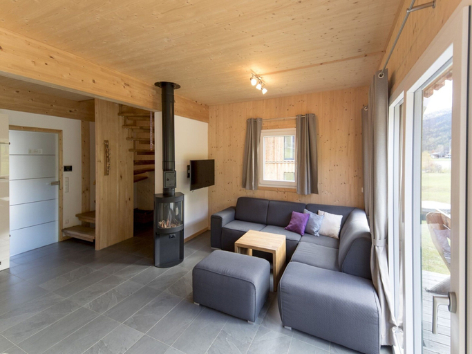 Others 5, Inviting Chalet With Whirlpool, Murau