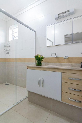 Bathroom, The Helvetia Polo Villa, Indaiatuba