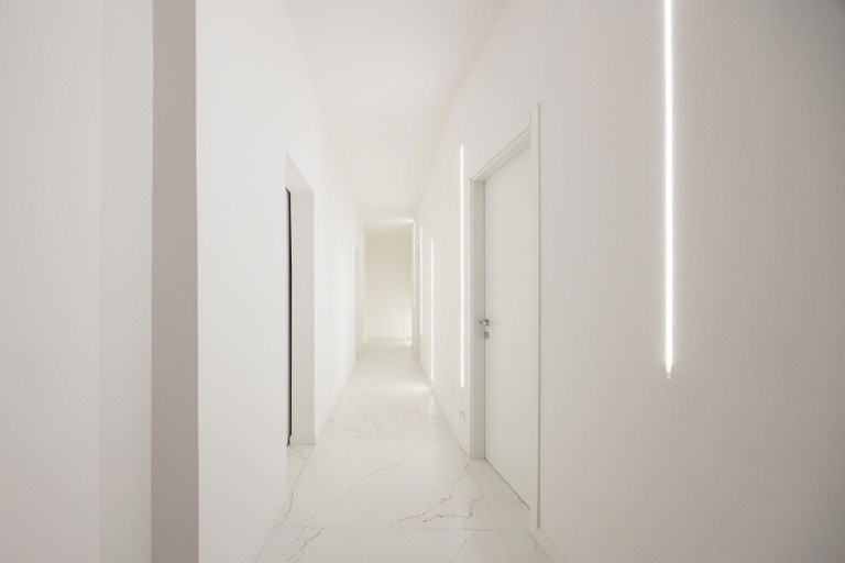 Others 5, Excelsior Station Suite, Bologna
