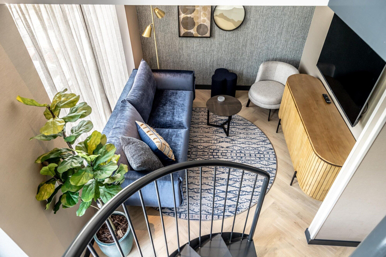 Living room 5, Family Apartment w/ Bunk Beds, Delft
