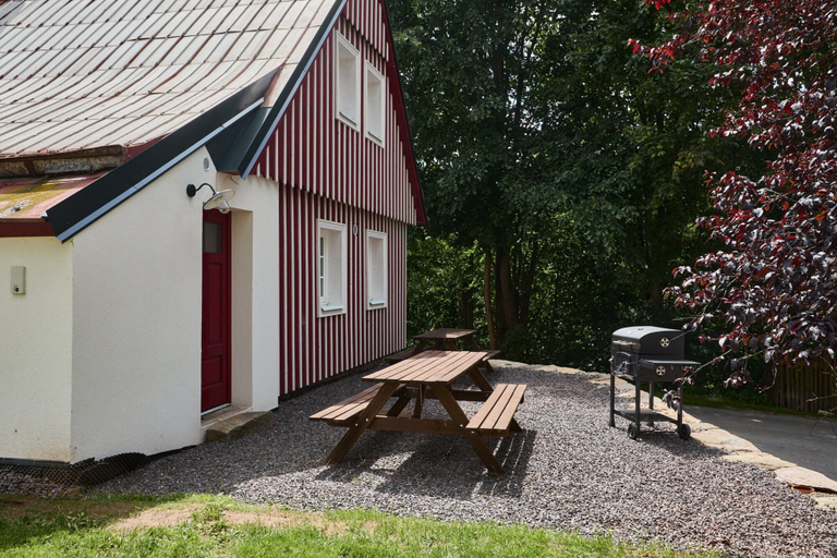 Outdoor dining, Chalet in Horni Marsov Near Ski Slopes, Trutnov