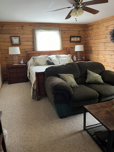 Room 3, Harmony Haill Bed and Breakfast, Nelson