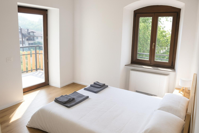 Bedroom, B&B La finestra sul castello, Trento