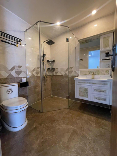 Bathroom 5, Royal hotel & apartment, Da Nang