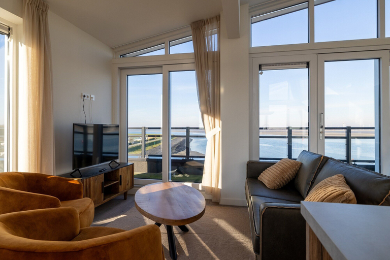 Living room, Penthouse in Sint-annaland by the Beach, Tholen