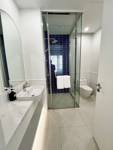 Bathroom 4, Nice Seaview-Kiss bridge-Firework-Sunset, Phú Quốc