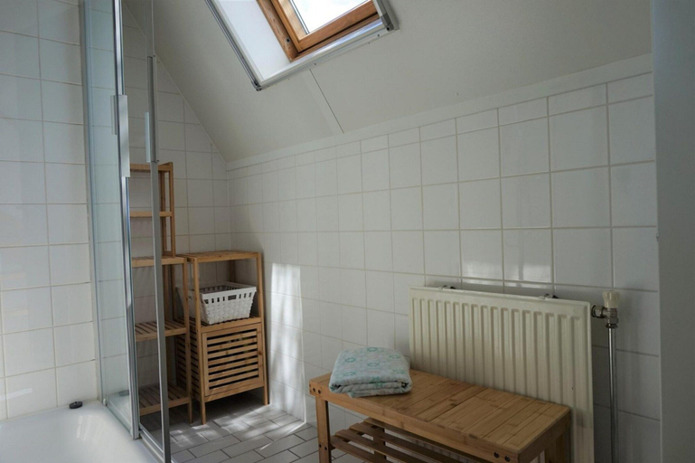 Spa treatment, Holiday Home in Burgerbrug for Family, Zijpe