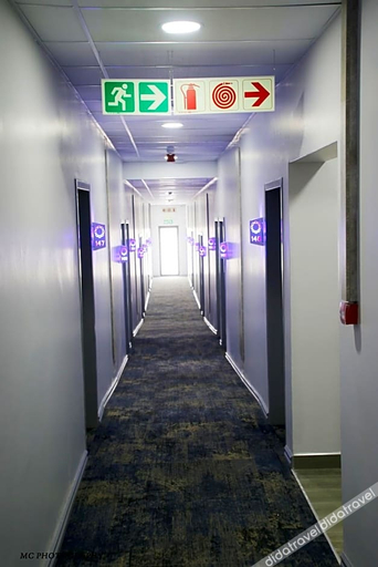 Others 5, King's Palace Hotel, Bojanala