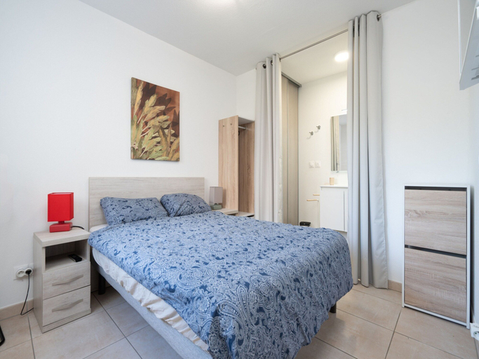 Room 4, Cozy Villa Retreat by the Sea, Hérault