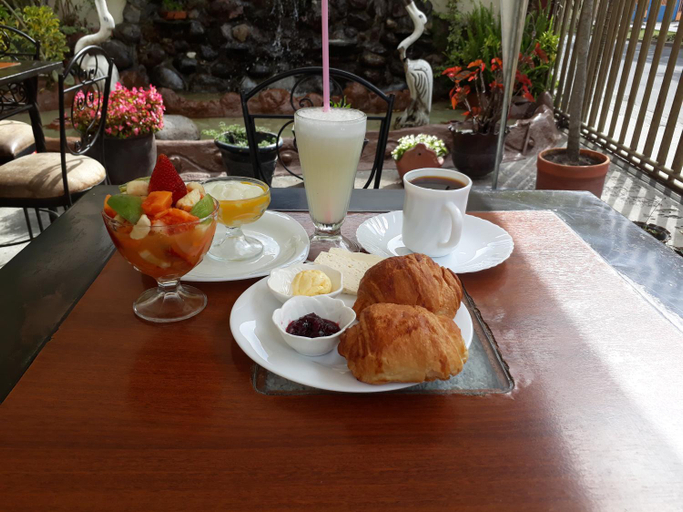 Food & Drinks 3, Hotel Golosone, Ambato