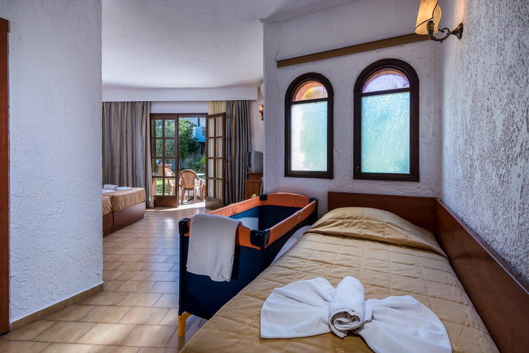 Bedroom 3, Gaia Garden Hotel, South Aegean
