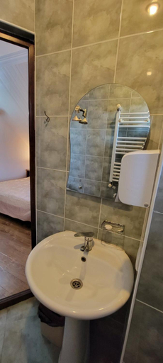 Bathroom 2, Edemi, Borjomi
