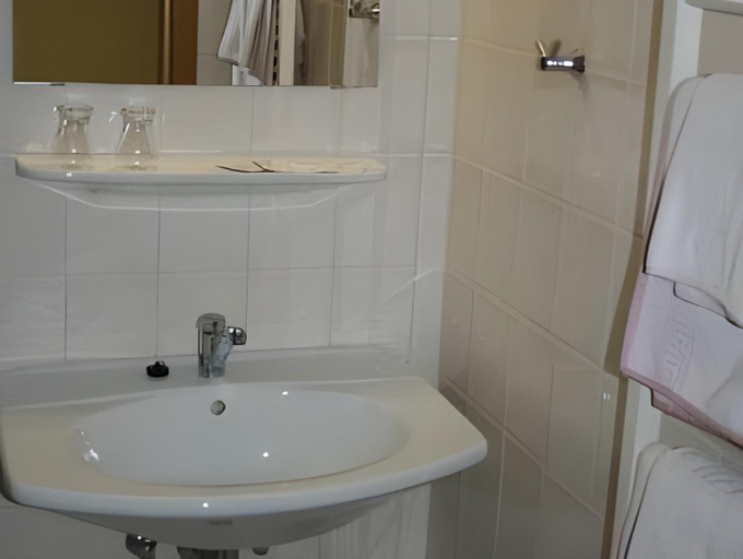 Bathroom 2, Landgasthof & Hotel KRONE Eischleben, Ilm-Kreis