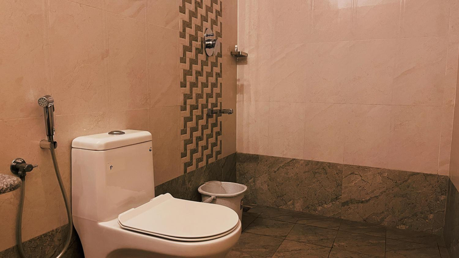 Bathroom, Villa Vedapuri, Puducherry