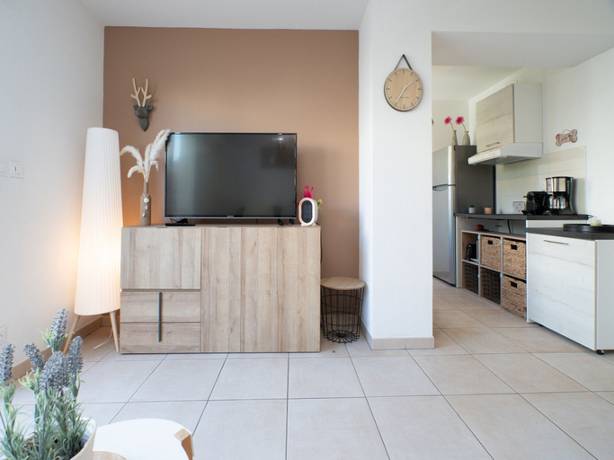 Living room 2, Sunny Villa Stay in Serignan, Hérault