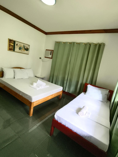 Bedroom 3, Walkerz Inn, Panglao