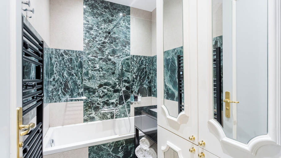 Others 5, Merveil Luxury Suites - Ponthieu I-II, Paris